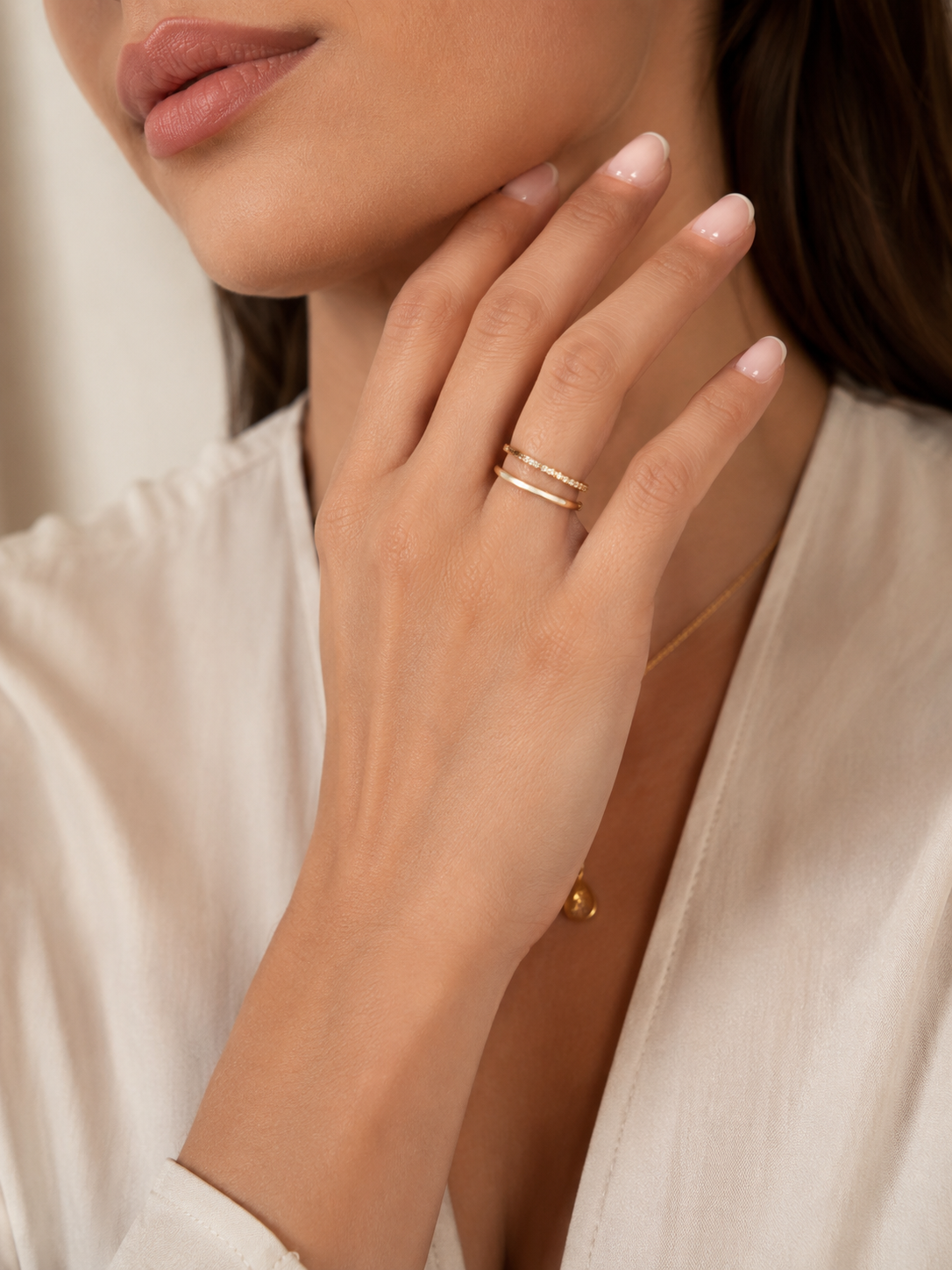 LUXA Verstellbarer Offener Goldring mit funkelnder Zirkonia-Reihe - Vergoldet 14K