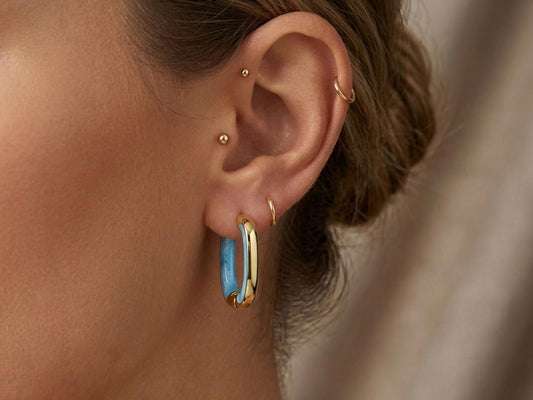 Vergoldet 14K - Ohrring Aqua-Emaille Creolen